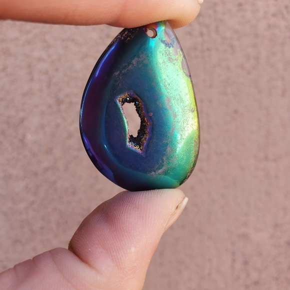 New Oversized Rainbow Hematite Teardrop Pendant. - Picture 3 of 13